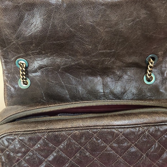 Chanel - Picture 6 of 16